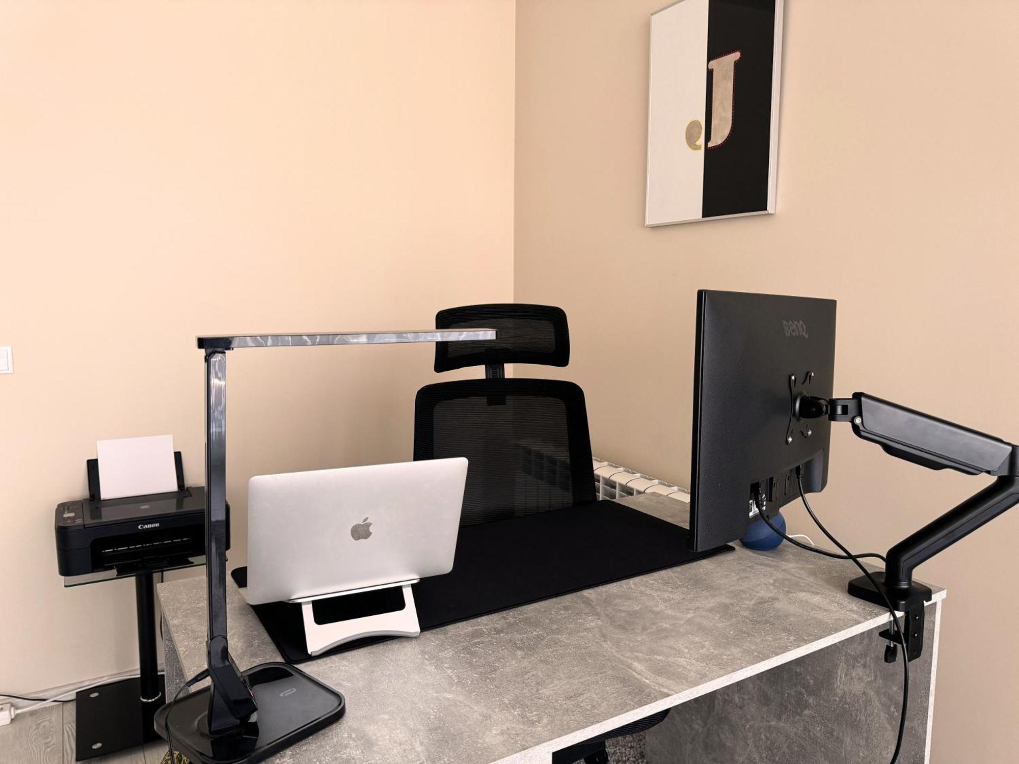 Elite Business Residence With Free Gym Pass And Full Office Setup Plovdiv Exteriör bild